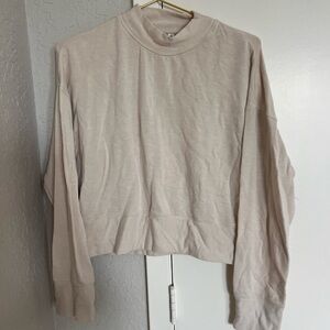 Fabletics long sleeve cropped top, cream